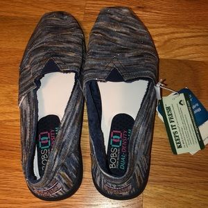 Women’s slip on shoes